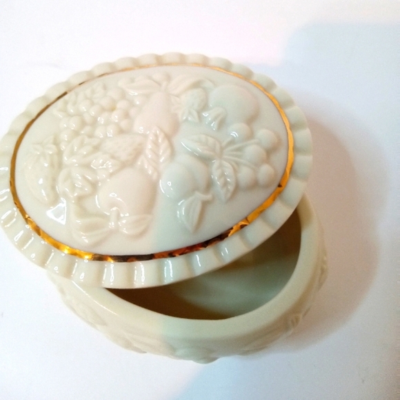 Lenox Other - Lenox Fruits Of Life porcelain/ceramic trinket box